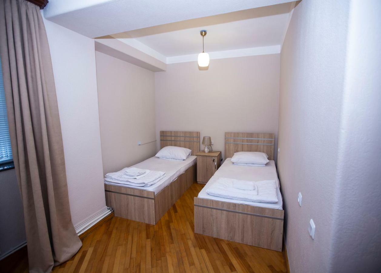Sweet Sleep Hostel 예레반 외부 사진